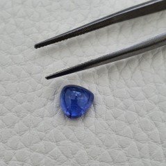 Tanzanite Naturale Forma Cuore Piatto Cabochon Liscio Fatto a Mano 8X8X4mm 2,35 Carati 1pz