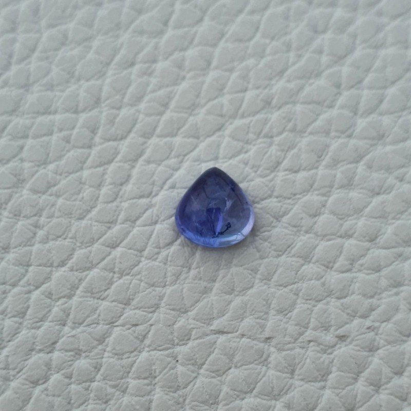Tanzanite Naturale Forma Cuore Piatto Cabochon Liscio Fatto a Mano 9X9X5mm 3,80 Carati 1pz