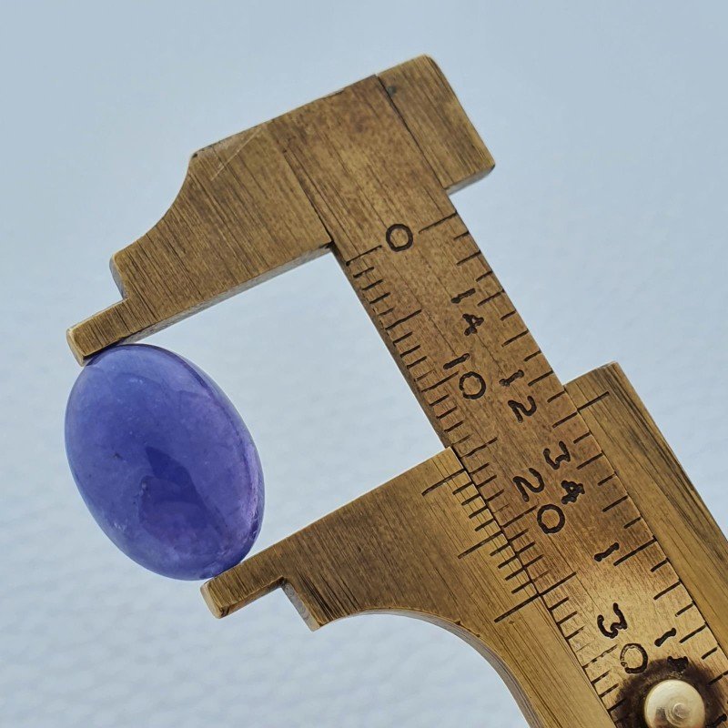 Tanzanite Naturale Forma Ovale Piatto Cabochon Liscio Fatto a Mano 16X11X6mm 10,50 Carati 1pz