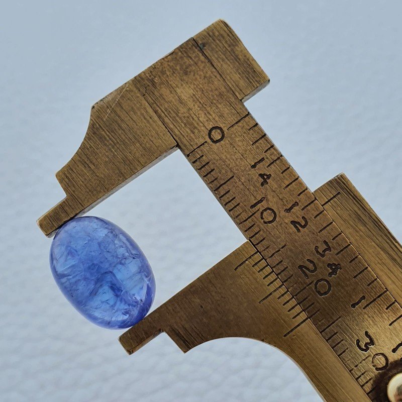 Tanzanite Naturale Forma Ovale Piatto Cabochon Liscio Fatto a Mano 14X10X7mm 9,70 Carati 1pz