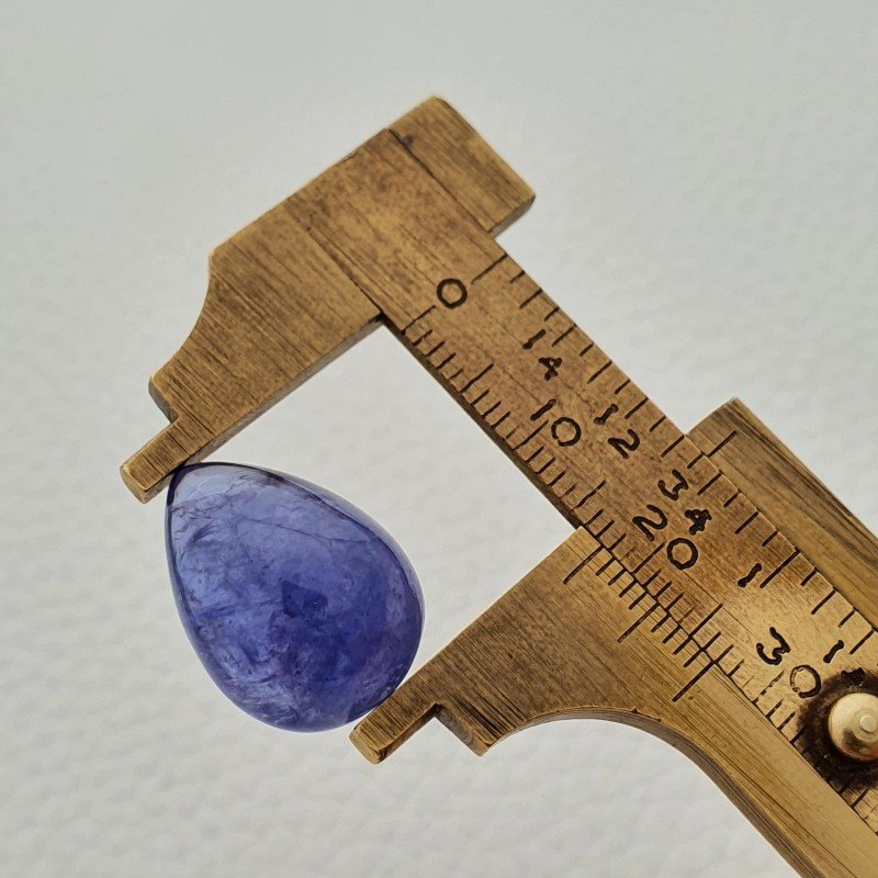 Tanzanite Naturale Forma Goccia Piatto Cabochon Liscio Fatto a Mano 18X13X8mm 15,90 Carati 1pz