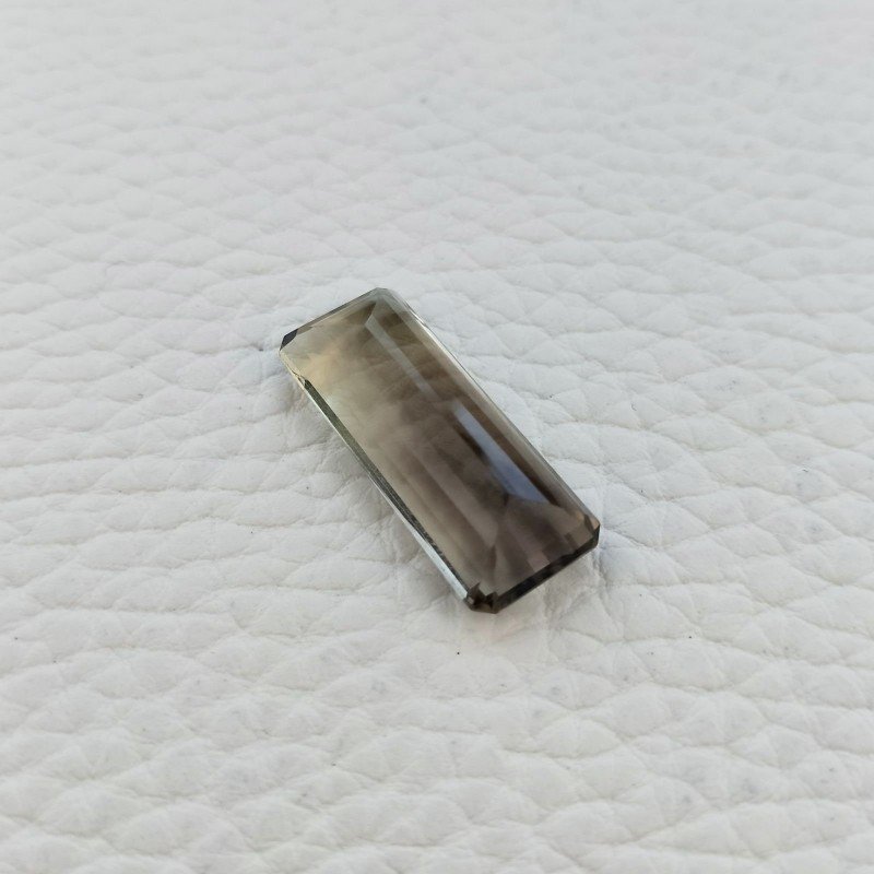 Gemma Sciolta di Quarzo Bicolore Naturale, Taglio Smeraldo Ottagono Sfaccettato a Mano, 10x20 mm, 15,20 ct