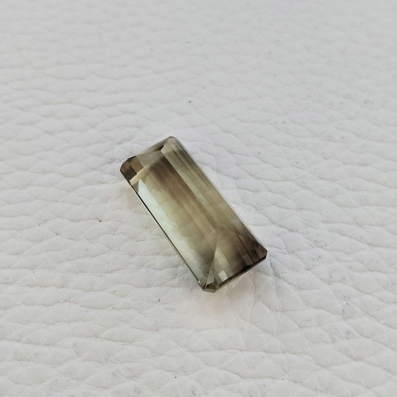 Gemma Sciolta di Quarzo Bicolore Naturale, Taglio Smeraldo Ottagono Sfaccettato a Mano, 11x26 mm, 23,70 ct
