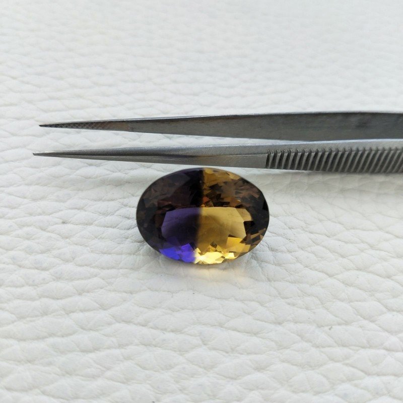 Ametrina Idrotermale Taglio Ovale Sfaccettata a Mano Gemma Sciolta 20X15X11mm 17,15 Carati 1pz