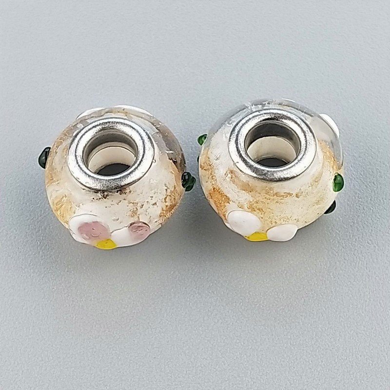 Perlina foro largo bianco con macchie dorate e puntini gialli verdi su di esso 13.5x8.5mm 1pz