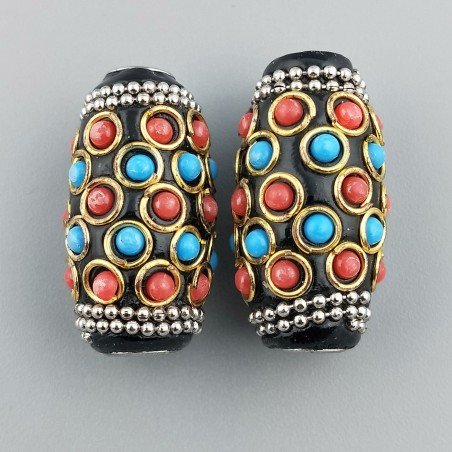 Perlina foro largo forma ovale nera con pietra celeste e rossa fissata su di essa 13.5x8.5mm 1pz