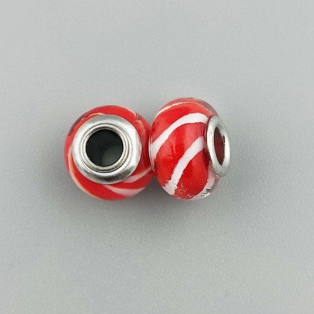 Perlina foro largo tratti bianchi su rosso 13.5x8.5mm 1pz