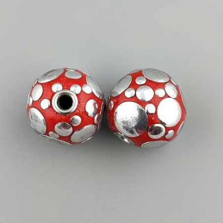 Perlina foro largo grande rosso con cerchi d'argento su di esso 13.5x8.5mm 1pz