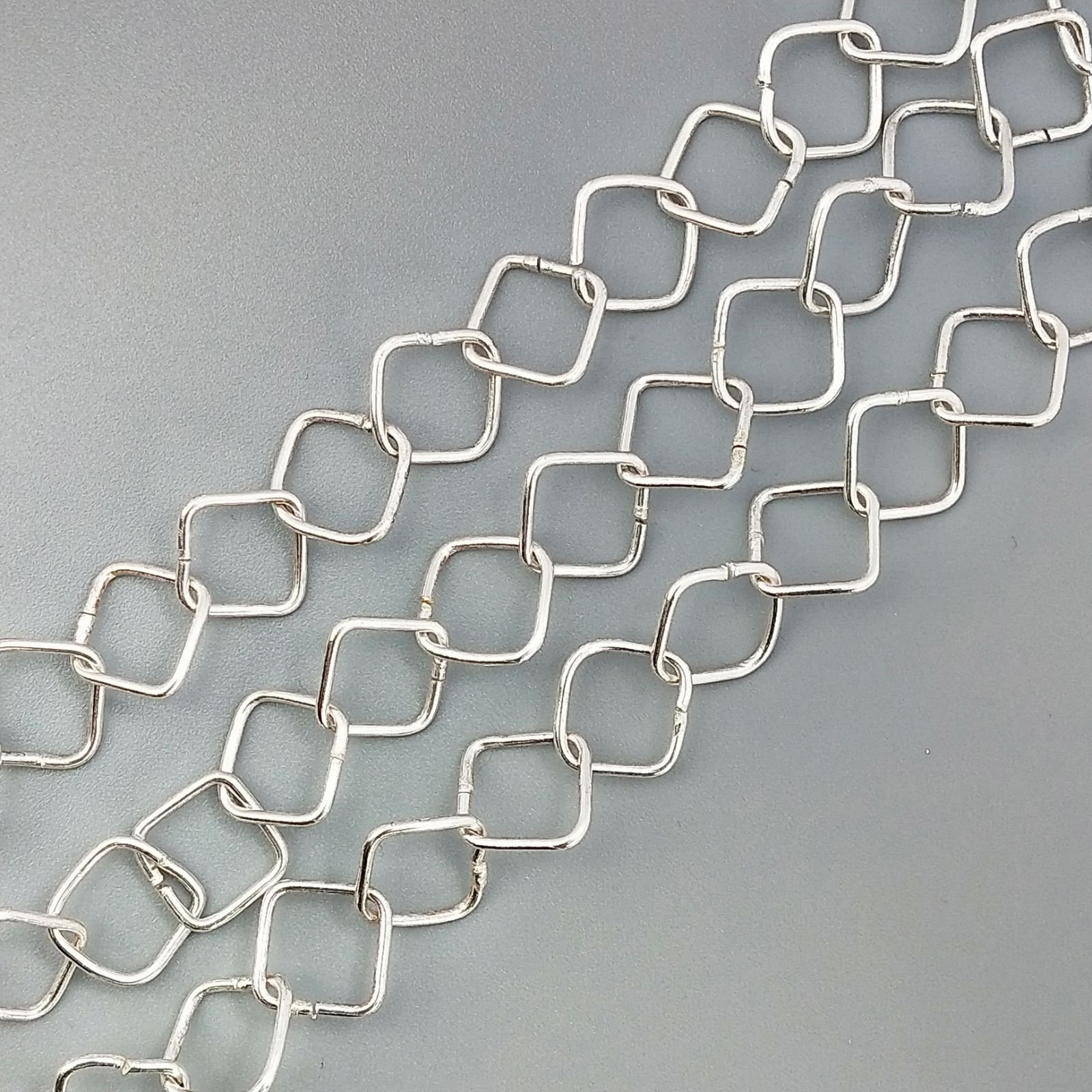 Catena Di Metallo Forma Quadrata 10X11mm-Argentato 1mt