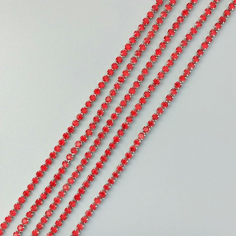 Catena Di Ottone Con Strass Incastonati 02mm Rosso-Argentato 1mt
