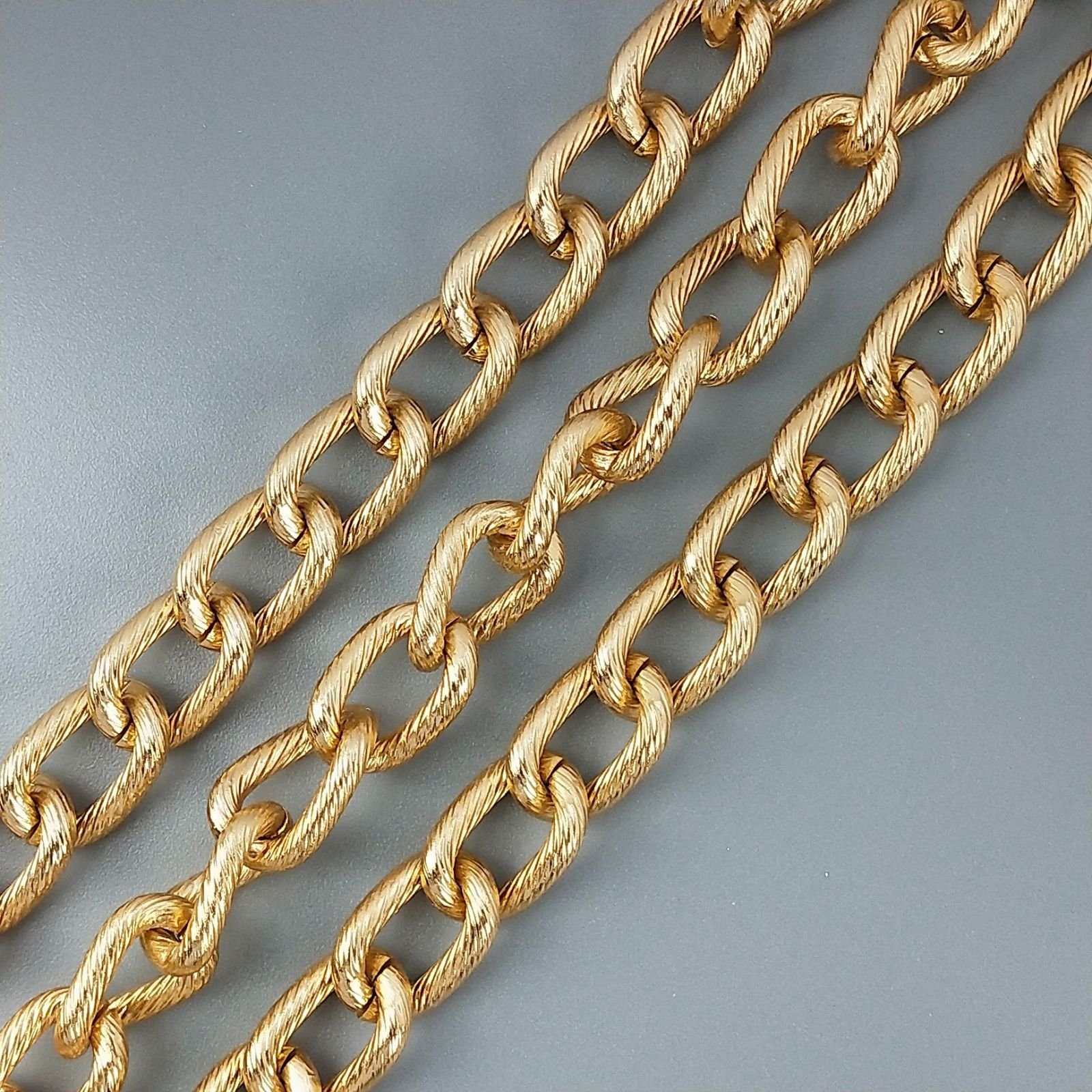 Catena Di Alluminio Forma Ovale Smaltato 10X16mm-Dorato 1mt