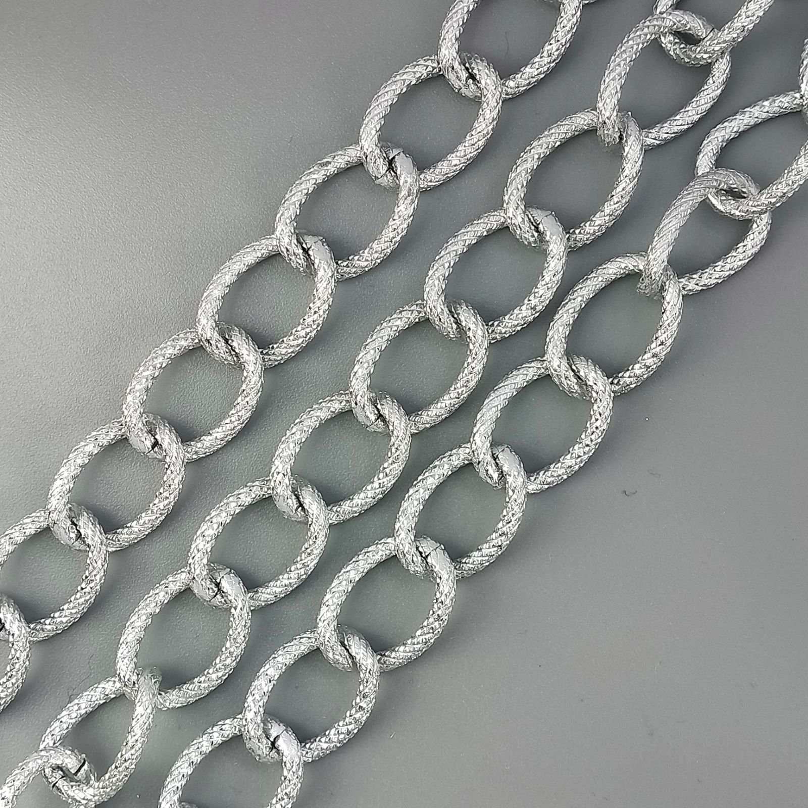 Catena Di Alluminio Forma Ovale Smaltato 19X14mm-Grigio 1mt