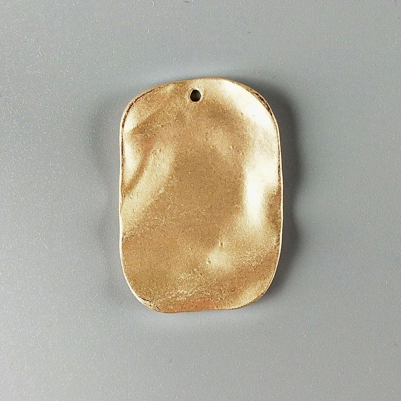 Ciondolo In Zama Opaco Forma Rettangolo Lavorato 39X22mm-Dorato 1pz
