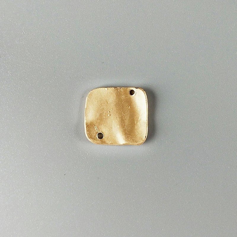 Connettore In Zama Opaco Forma Quadrata Lavorato 16X18mm-Dorato 1pz