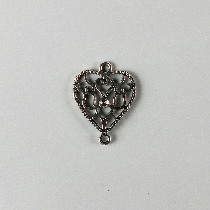 Connettore In Zama Forma Cuore Filigrana Ossidata 22X29mm-Argentato 1pz