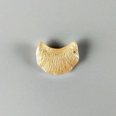 Connettore In Zama Forma Conchinigia Battuto 25X22mm-Dorato 1pz