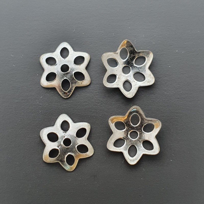 Coppette In Ottone Forate Lavorata Fiore 10mm -Argentato 80pz