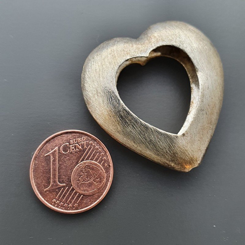 Distanziatore In Ottone Forma Cuore Forato 28X30mm-Argentato 1pz