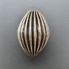 Distanziatore In Ottone Forma Ovale Lavorato A Spirale Ossidato 17X24mm - Argentato 1pz