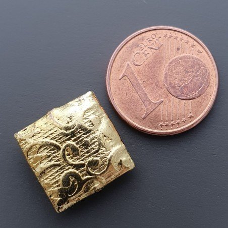 Distanziatore Ottone Forma Quadrata Lavorata Antico Tribal 12mm-Dorato 1pz