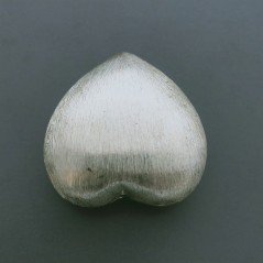 Distanziatore Di Ottone Forma Cuore Satinata 30x32mm-Argentato 1pz