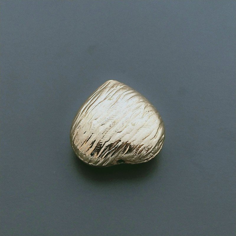 Distanziatore In Ottone Forma Cuore Lavorato 19X20mm-Dorato 1pz