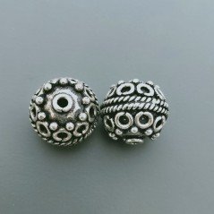 Distanziatore In Ottone Forma Tondo Lavorato Filigrana Ethnico Ossidato16mm-Argentato 1pz