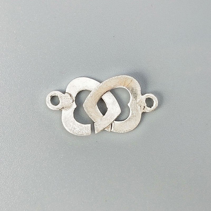 Chiusura In Ottone Forma Doppio Cuore Satinato 14-15mm-Argentato 1pz