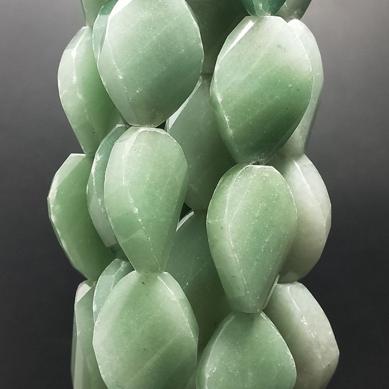 Avventurina Verde Naturale in Perline Forma Ovale Elicoidale Sfaccettato Foro Passante 18X24mm