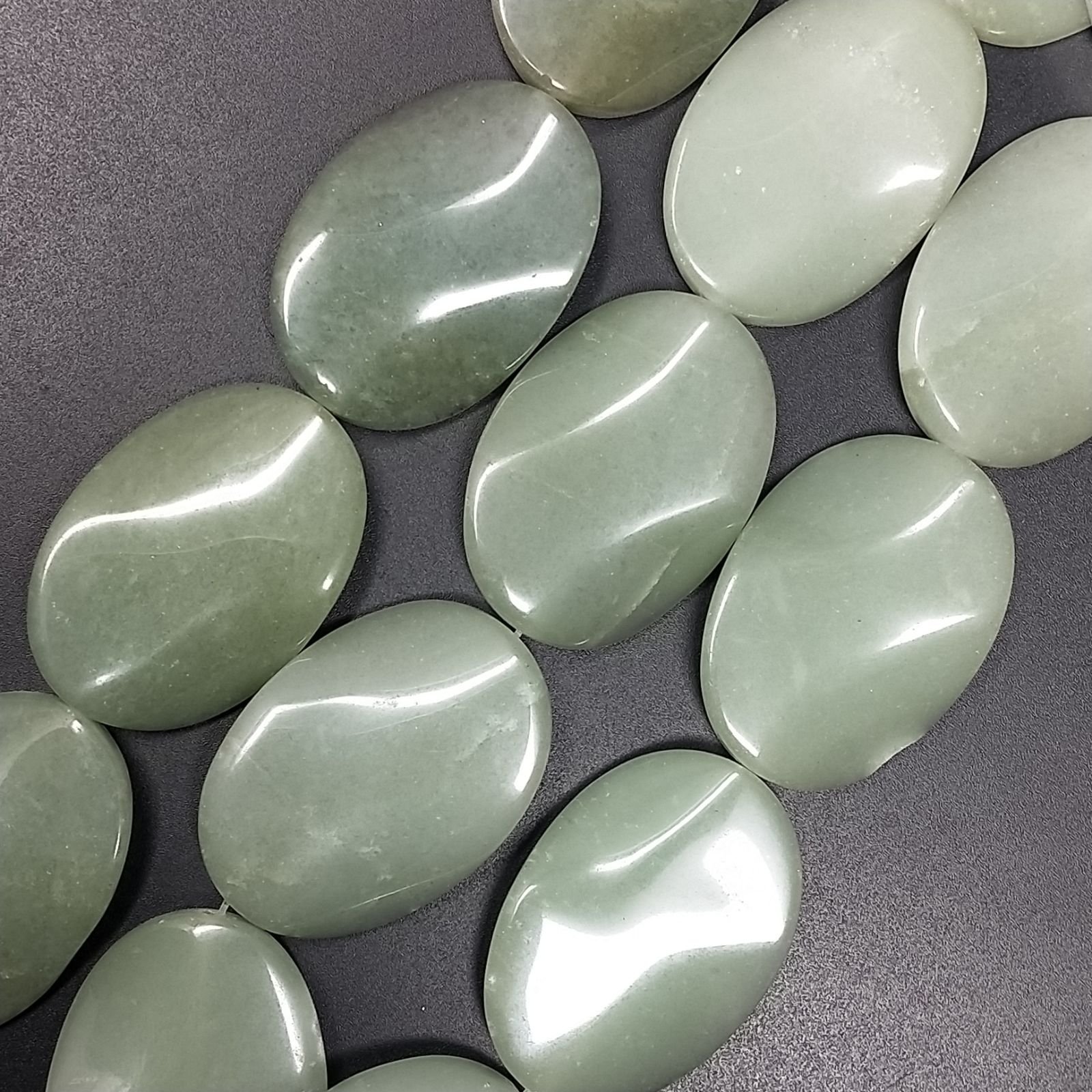 Avventurina Verde Naturale in Perline Forma Ovale Elicoidale Liscio Foro Passante 25X35mm