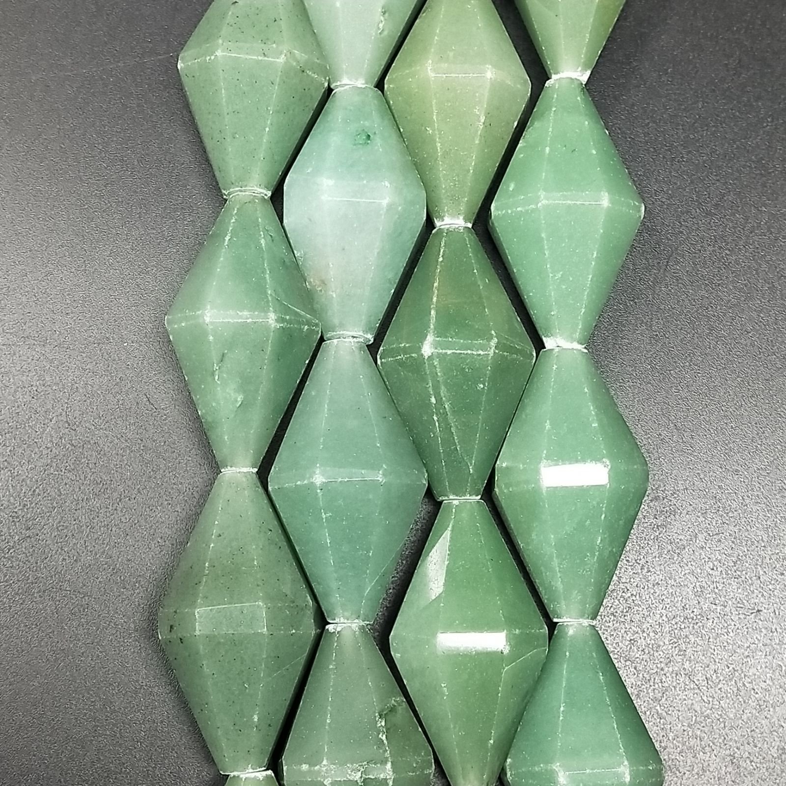 Avventurina Verde Naturale in Perline Forma Rombo Sfaccettato Foro Passante 16X28mm