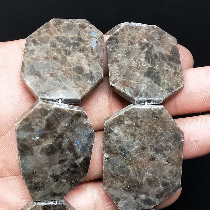 Labradorite sassi piatti sfaccettati