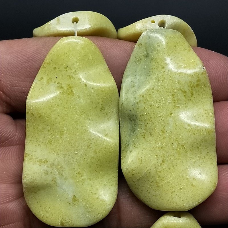 Giada Limone Naturale Perline Forma Foglia Inciso Liscio Piatto Foro Passante 26X50mm