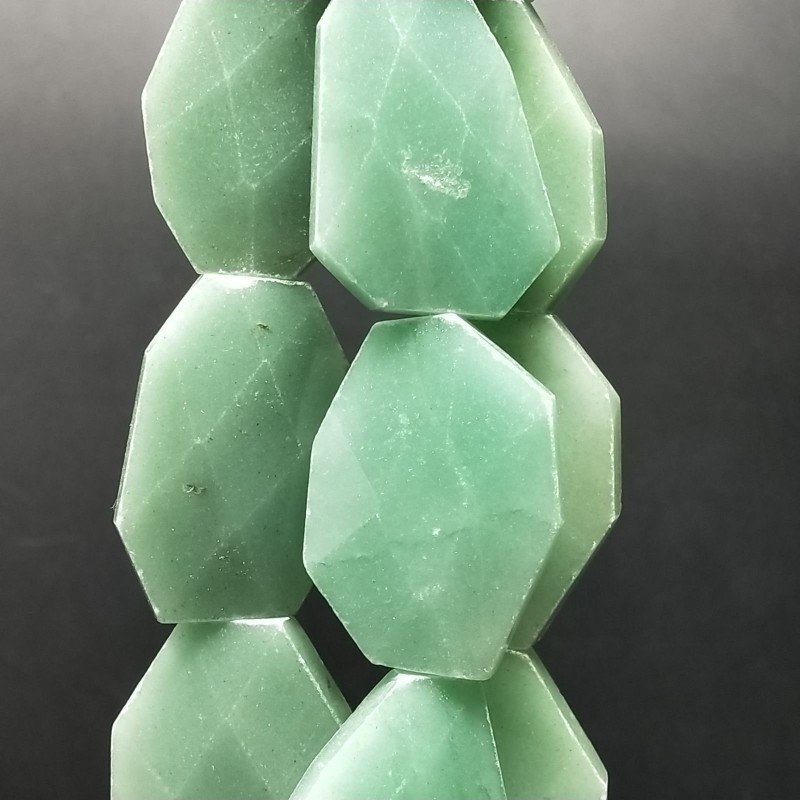 Avventurina verde sassi piatti sfaccettati