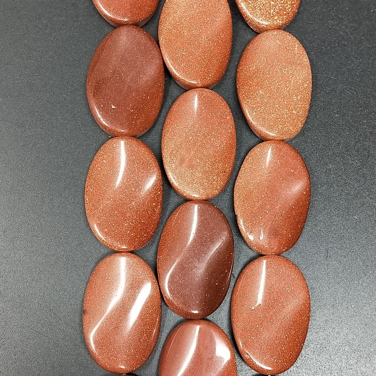 Pasta di Pietra del Sole in Perline Forma Ovale Elicoidale Liscio Foro Passante 20X30mm