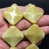 Giada Oliva Naturale in Perline Forma Rombo Piatto Liscio Lavorato Foro Diagonale 32mm