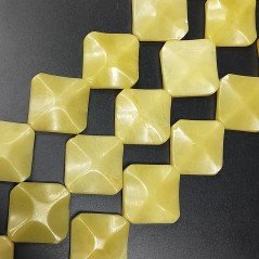 Giada Oliva Naturale in Perline Forma Rombo Piatto Liscio Lavorato Foro Diagonale 32mm