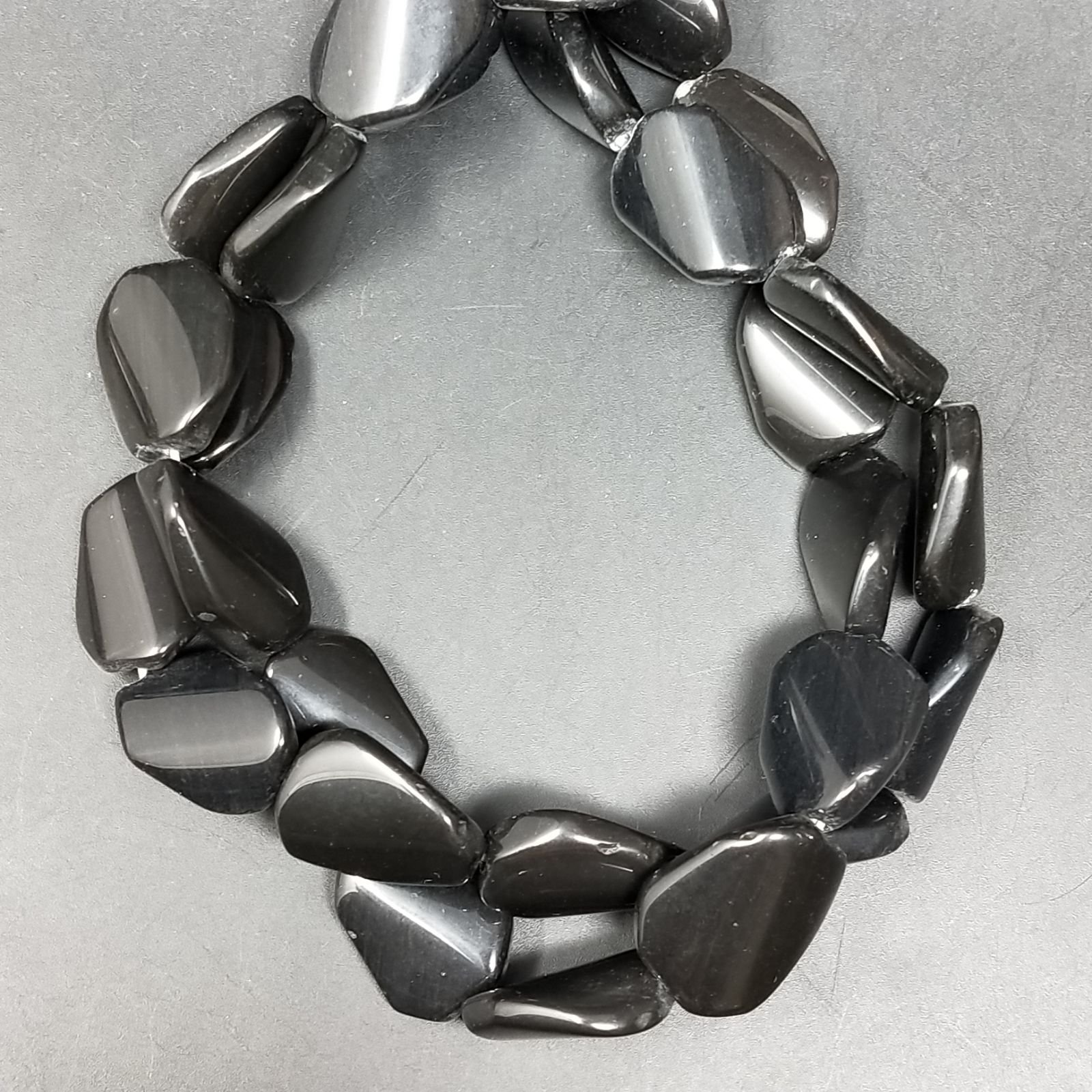 Agata Nera Perline Forma Elicoide Sassi Liscio 14X18mm