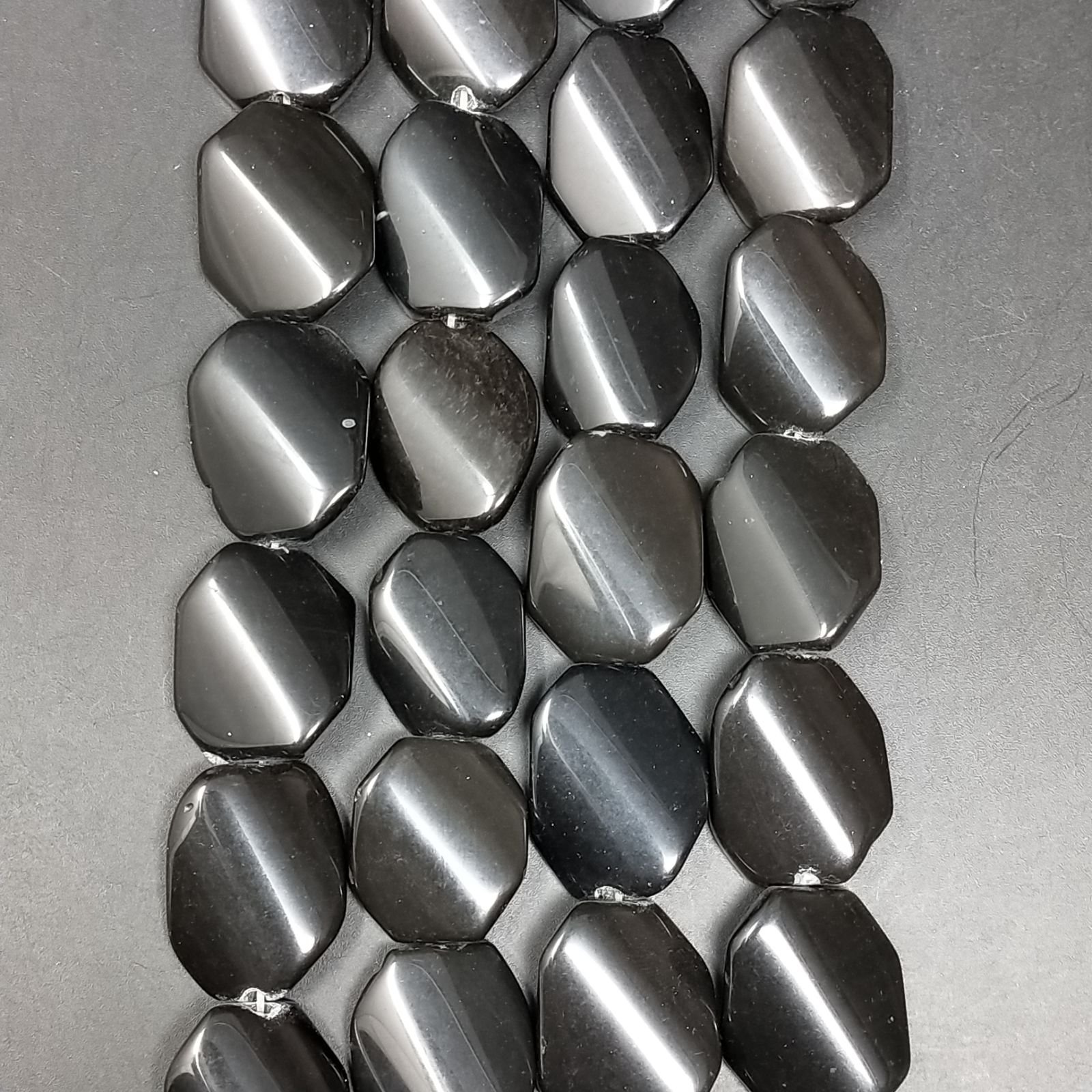 Agata Nera Perline Forma Elicoide Sassi Liscio 15X20mm