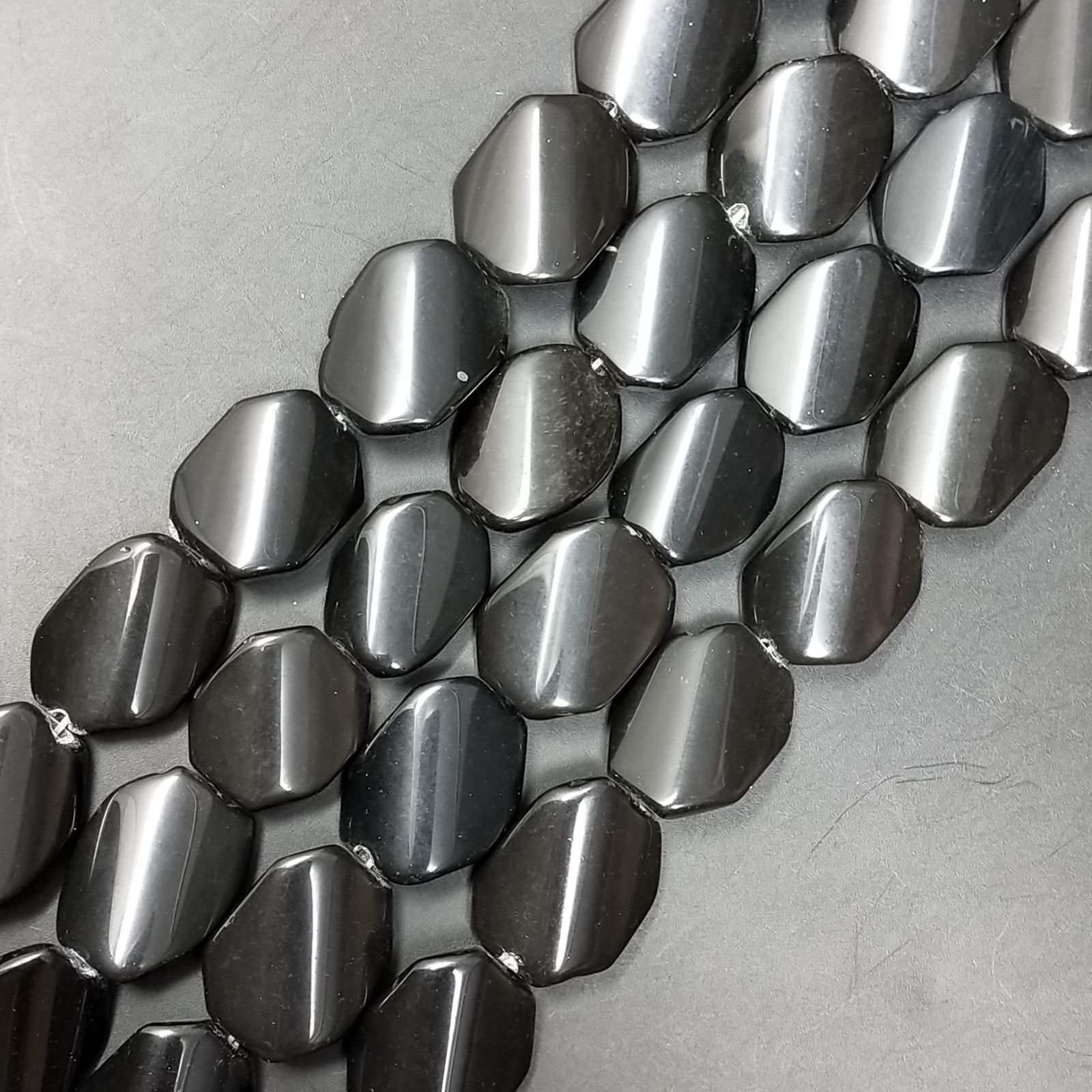 Agata Nera Perline Forma Elicoide Sassi Liscio 15X20mm