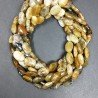 Opale Verde Madagascar Naturale in Perline Forma Ovale Piatto Liscio Foro Passante 08X12mm