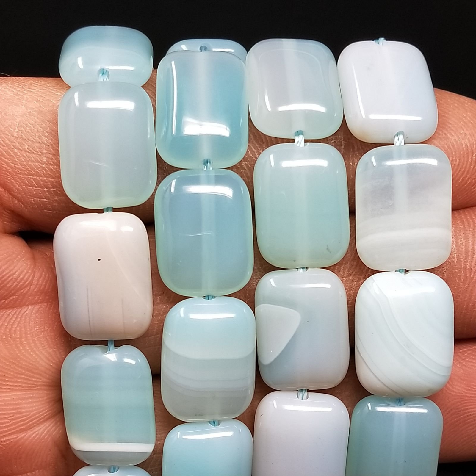 Agata Brasiliana Celeste Striata in Perline Forma Rettangolare Piatto Liscio Foro Passante 12x16mm