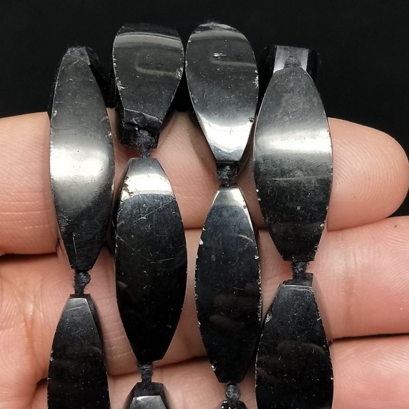 Resina Nera Perline Forma Barilotto Liscio 08-11x26-31mm