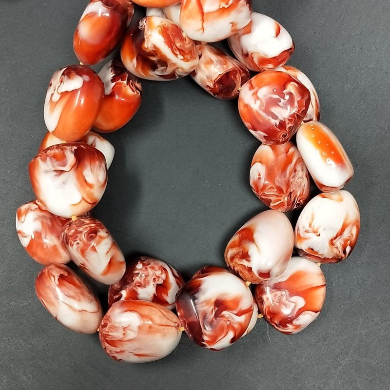 Resina Ambra Rosso in Perline Forma Triangolo Piatto Liscio Foro Passante 18x19mm