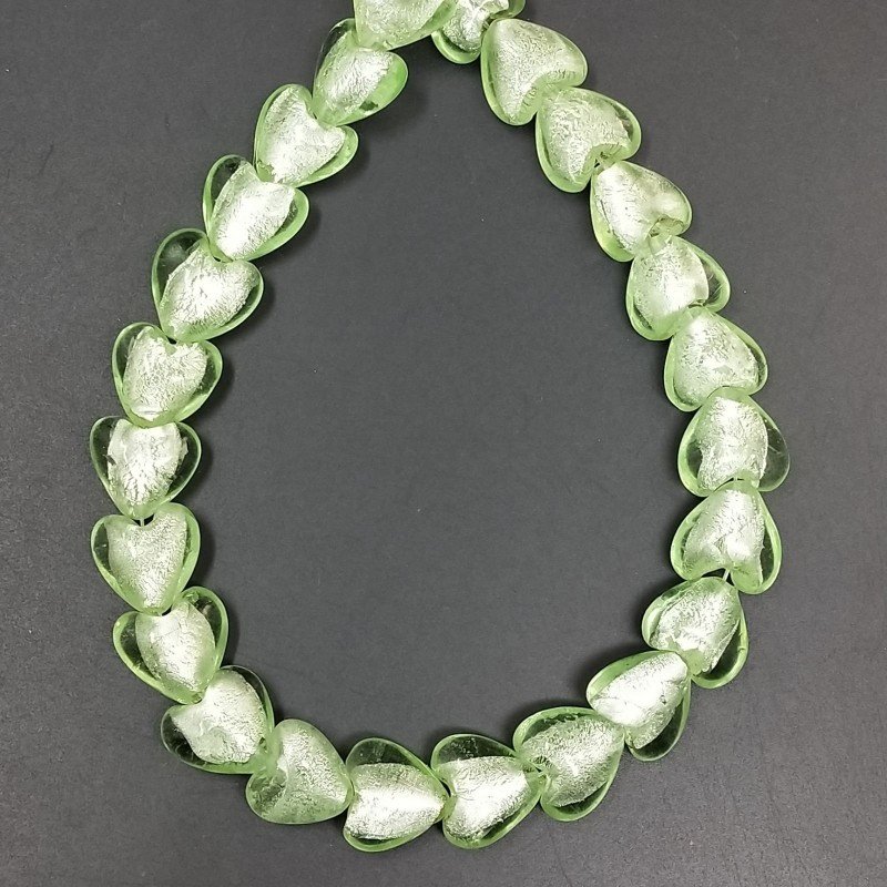 Perline in Vetro Stile Murano Verde Forma Cuore Piatto Liscio Foro Passante 15mm