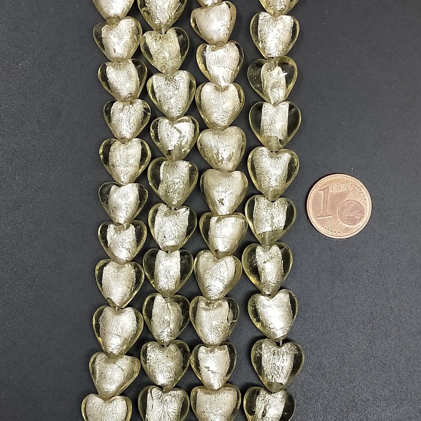 Perline in Vetro Stile Murano Champagne Forma Cuore Piatto Liscio Foro Passante 12mm