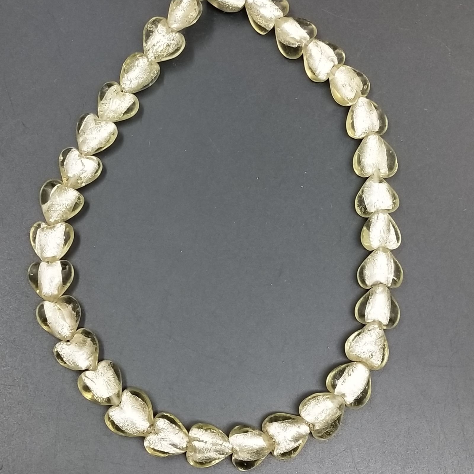Perline in Vetro Stile Murano Champagne Forma Cuore Piatto Liscio Foro Passante 12mm