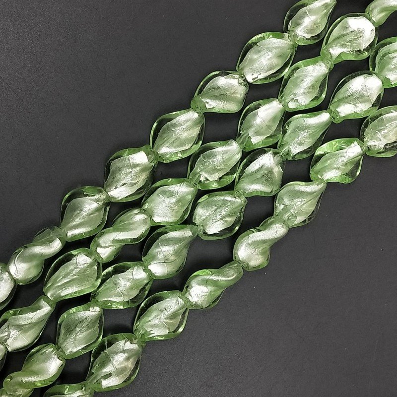 Perline in Vetro Stile Murano Twist Verde 14X19mm Liscio Foro Passante
