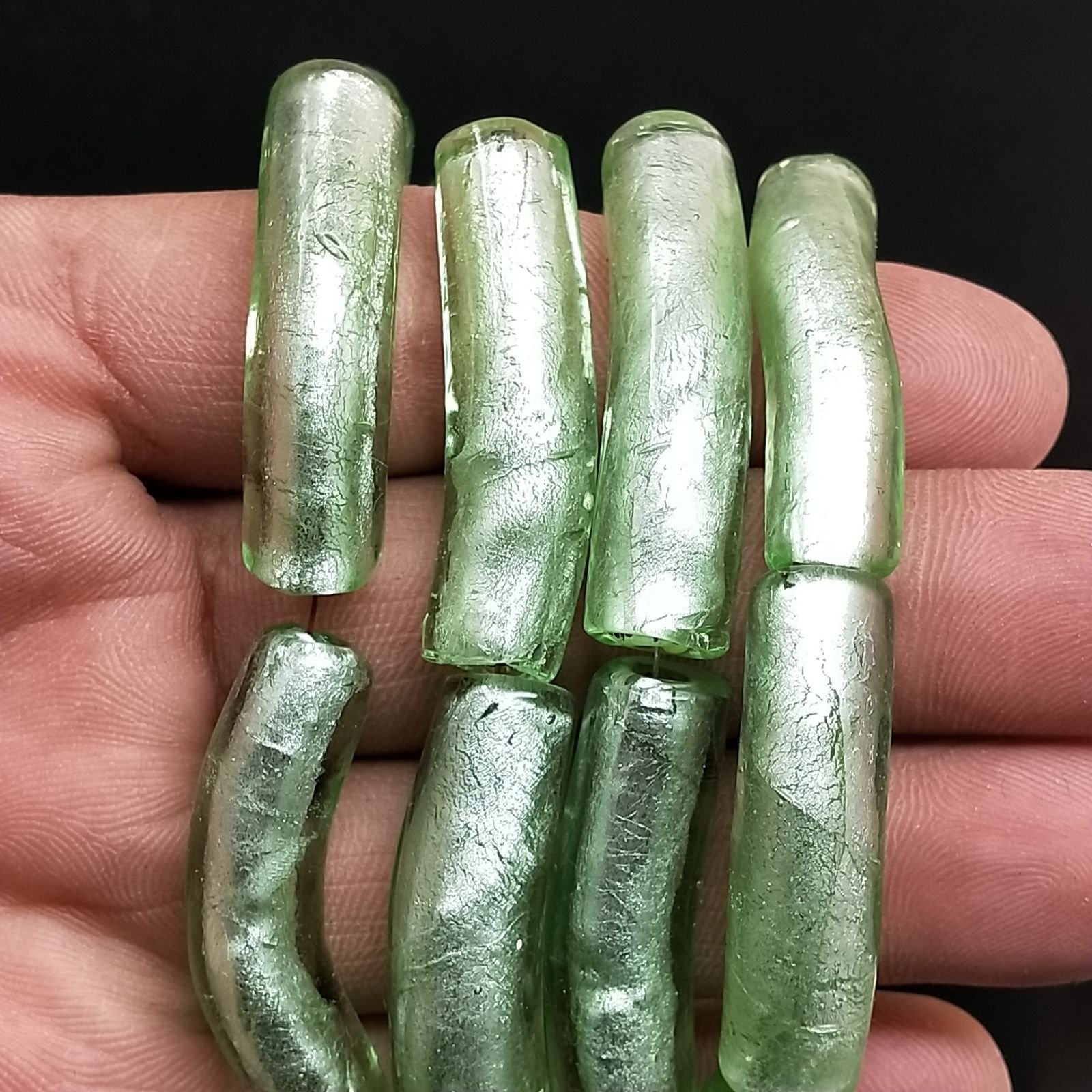 Perline in Vetro Stile Murano Forma Barilotto Liscio Foro Passante Curvi Verde Chiaro 10X40mm