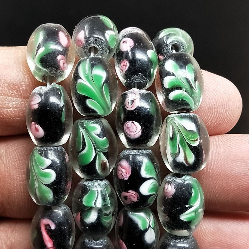 Perline in Vetro Stile Murano Fiori Disegno Forma Barilotto Liscio Foro Passante Nero 8X10mm